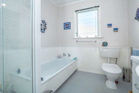 Photo of property in 64 East Street, Greytown, 5712