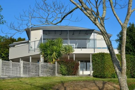 Photo of property in 8 Sunlight Promenade, Snells Beach, 0920