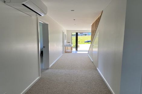 Photo of property in 13 Tuke Lane, Wanaka, 9305