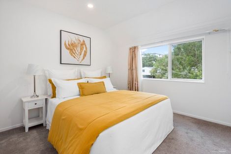 Photo of property in 17 Sunshine Boulevard, Sunnyvale, Auckland, 0612