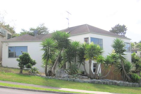 Photo of property in 2/6 Arirang Rise, Pinehill, Auckland, 0632