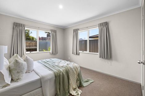 Photo of property in 1111c Karamu Road North, Mayfair, Hastings, 4122