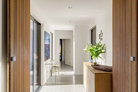 Photo of property in 7 Rabbiters Drive, Jacks Point, Queenstown, 9371