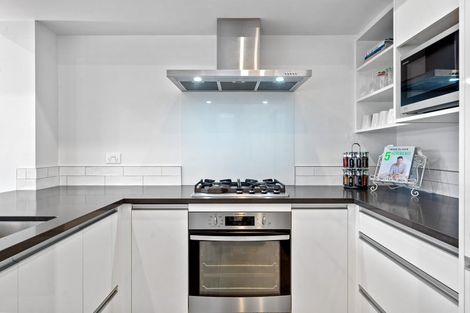 Photo of property in 39 Walter Merton Road, Hobsonville, Auckland, 0616