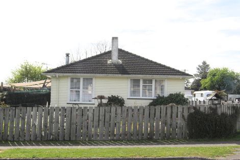 Photo of property in 43 Meadowbank Crescent, Fordlands, Rotorua, 3015