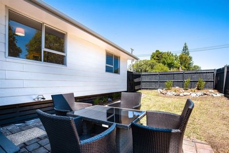 Photo of property in 25a Daytona Road, Henderson, Auckland, 0610