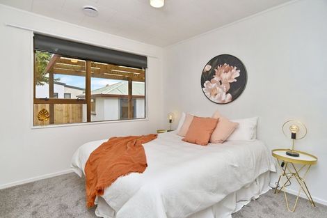 Photo of property in 102a Amyes Road, Hornby, Christchurch, 8042