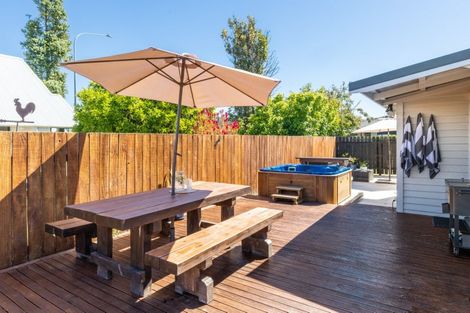 Photo of property in 92 Auckland Road, Greenmeadows, Napier, 4112