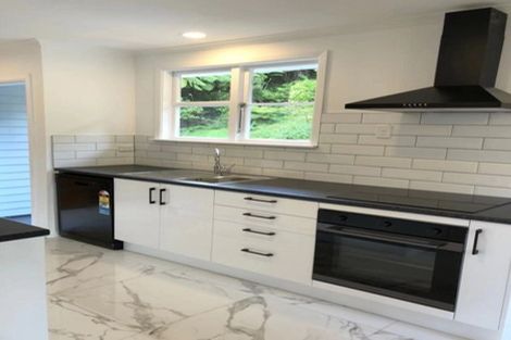 Photo of property in 9 Gribble Grove, Stokes Valley, Lower Hutt, 5019