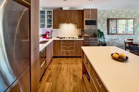 Photo of property in Patent 326 Apartments, 404s/326 Evans Bay Parade, Hataitai, Wellington, 6021