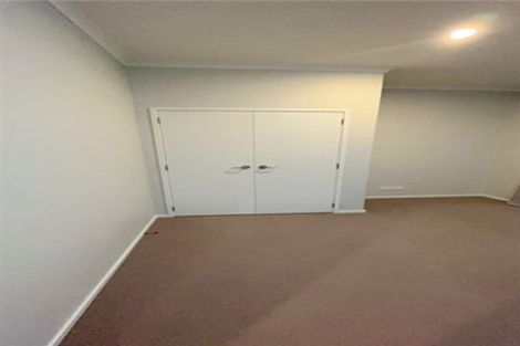 Photo of property in 10 Vincent Lane, Hobsonville, Auckland, 0616