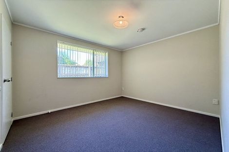 Photo of property in 48 Ruze Vida Drive, Massey, Auckland, 0614