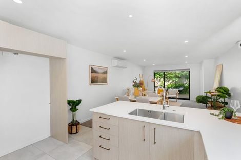 Photo of property in 5/15 Bartlett Street, Riccarton, Christchurch, 8011