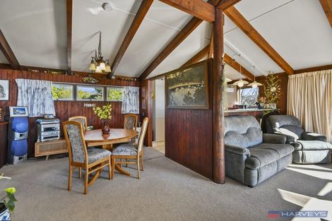 Photo of property in 211 Howard Road, Orere Point, Papakura, 2585