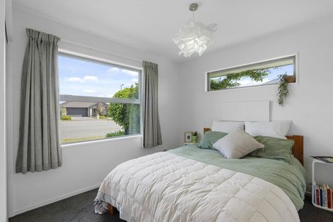 Photo of property in 15 Whitau Place, Marshland, Christchurch, 8083
