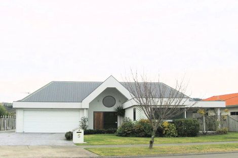 Photo of property in 5 Kensington Drive, Taradale, Napier, 4112