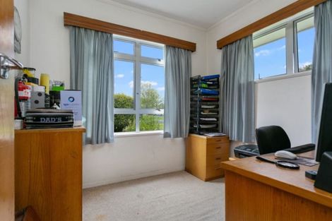 Photo of property in 28 Queen Street, Cambridge, 3434
