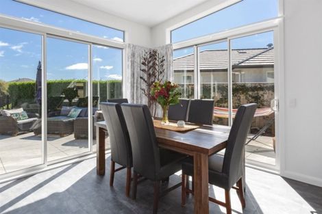 Photo of property in 15 Bridford Way, Paraparaumu, 5032