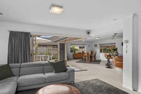 Photo of property in 22 Garvan Glen, Pyes Pa, Tauranga, 3112