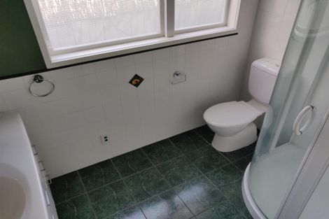 Photo of property in 9 Newcombe Crescent, Karori, Wellington, 6012