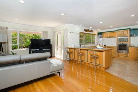 Photo of property in 3 Kahala Place, West Harbour, Auckland, 0618