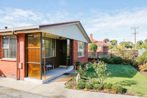 Photo of property in 19 Towey Street, Holmes Hill, Oamaru, 9401