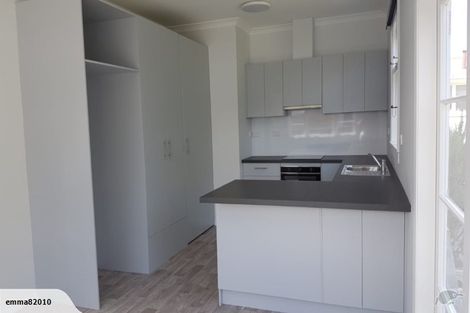 Photo of property in 24 Rewa Street, Takaro, Palmerston North, 4412