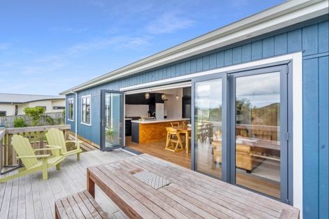 Photo of property in 9 Tauhou Place, Waikanae, 5036