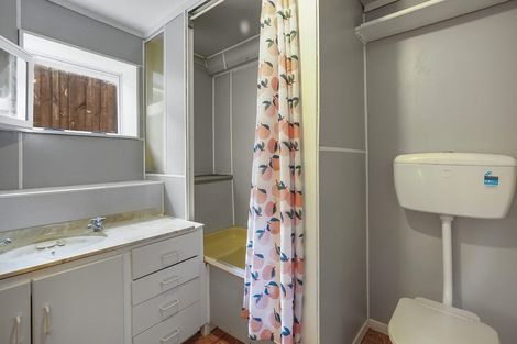 Photo of property in 24 Springfield Crescent, Enderley, Hamilton, 3214