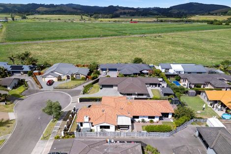 Photo of property in 24 Ohope Place, Papamoa Beach, Papamoa, 3118