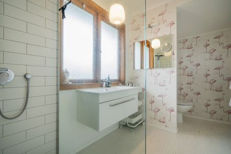 Photo of property in 14 Kenneth Avenue, Whitianga, 3510