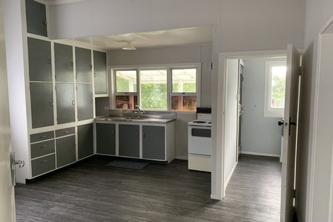 Photo of property in 11 Matai Street, Castlecliff, Whanganui, 4501