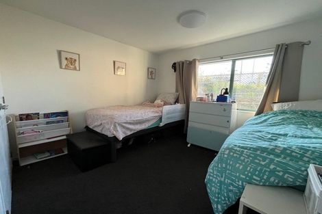 Photo of property in 3/61a Northboro Road, Belmont, Auckland, 0622