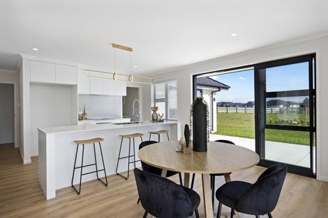 Photo of property in 15 Kaipo Heights Drive, Onewhero, 2697