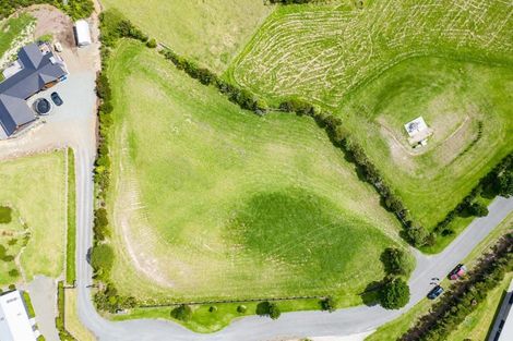 Photo of property in 22 Pigeon Berry Lane, Mangawhai, 0573