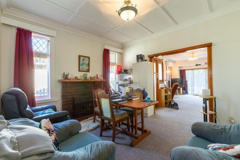 Photo of property in 69 Gordon Street, Dannevirke, 4930