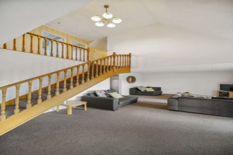 Photo of property in 8 Evanda Crescent, Conifer Grove, Takanini, 2112