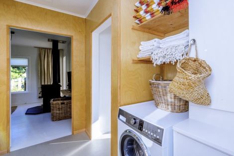 Photo of property in 18 The Avenue, Otaki Beach, Otaki, 5512