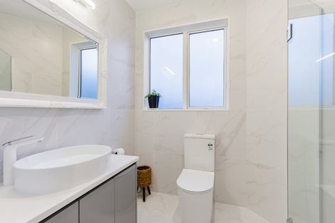 Photo of property in 11 Tawatawa Street, Long Bay, Auckland, 0630