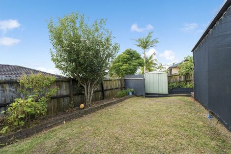 Photo of property in 15 Lake Panorama Drive, Henderson, Auckland, 0612