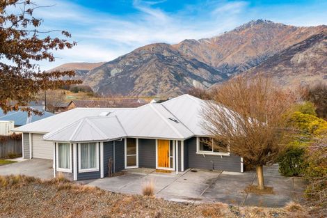 Photo of property in 55 Erskine Street, Lake Hayes, Queenstown, 9304
