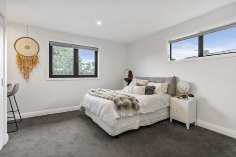 Photo of property in 58 Clarence Road, Northcote Point, Auckland, 0627