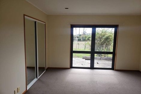 Photo of property in 60 Hanham Road, Kumeu, 0891