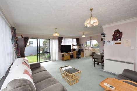 Photo of property in 218 Princes Street, Strathern, Invercargill, 9812