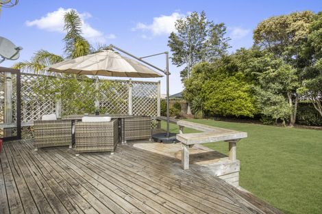 Photo of property in 15 Green Lane, Pukekohe, 2120