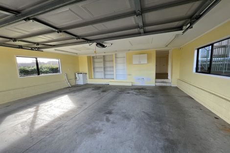 Photo of property in 10 Markham Place, Bucklands Beach, Auckland, 2012