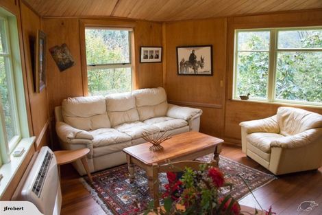 Photo of property in 105 Marahau Valley Road, Marahau, Motueka, 7197