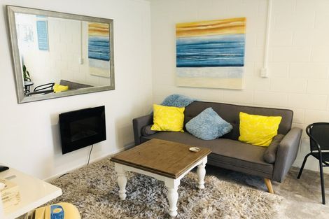 Photo of property in 591 Whangaparaoa Road, Stanmore Bay, Whangaparaoa, 0932