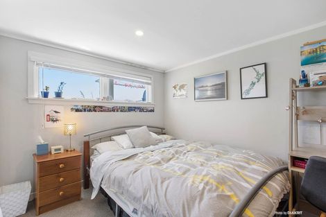 Photo of property in 4 Shannon Street, Mount Victoria, Wellington, 6011