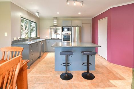 Photo of property in 5352 Kaipara Coast Highway, Wellsford, 0972
